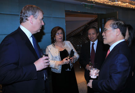 Chủ tịch QH Nguyễn Sinh Hùng kết thúc tốt đẹp chuyến thăm chính thức Vương quốc Anh